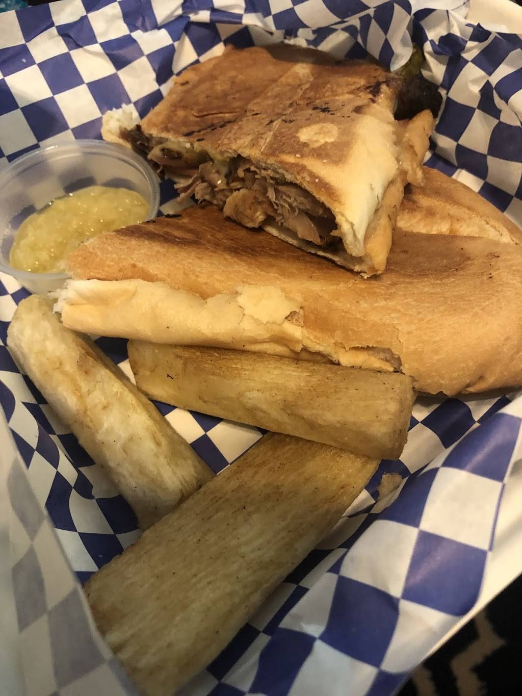 El Cubano | restaurant | 870 Dodd Rd, St Paul, MN 55118, USA | 6512271510 OR +1 651-227-1510