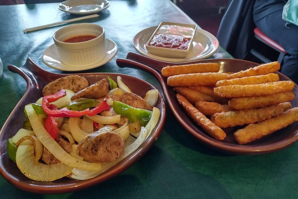 Peppers Italian Restaurant | restaurant | 12401 Detroit Ave, Lakewood, OH 44107, USA | 2162266191 OR +1 216-226-6191