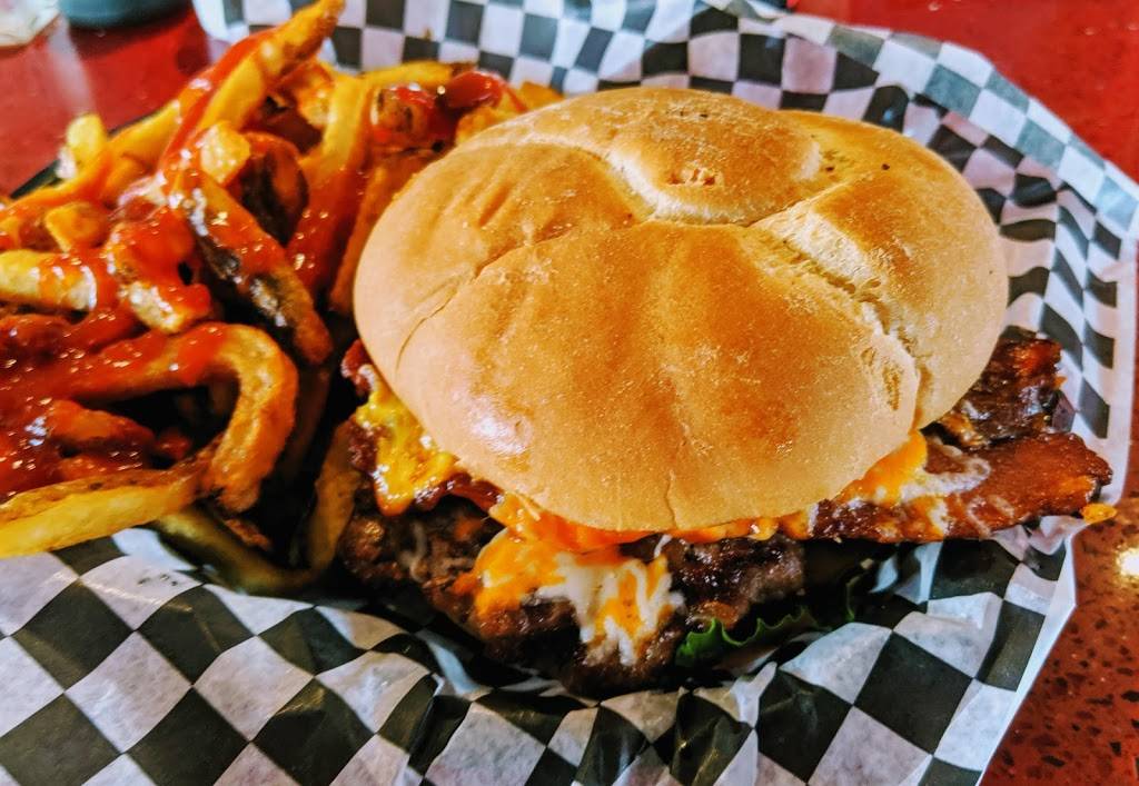 Jo Blos Bar & Grill | restaurant | 231 St Paul St W, St. Catharines, ON L2S 2E3, Canada | 2893625522 OR +1 289-362-5522