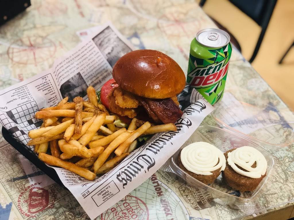 Chef’s Corner Eatery | restaurant | 2072 Hendry St, Fort Myers, FL 33901, USA | 2396891711 OR +1 239-689-1711