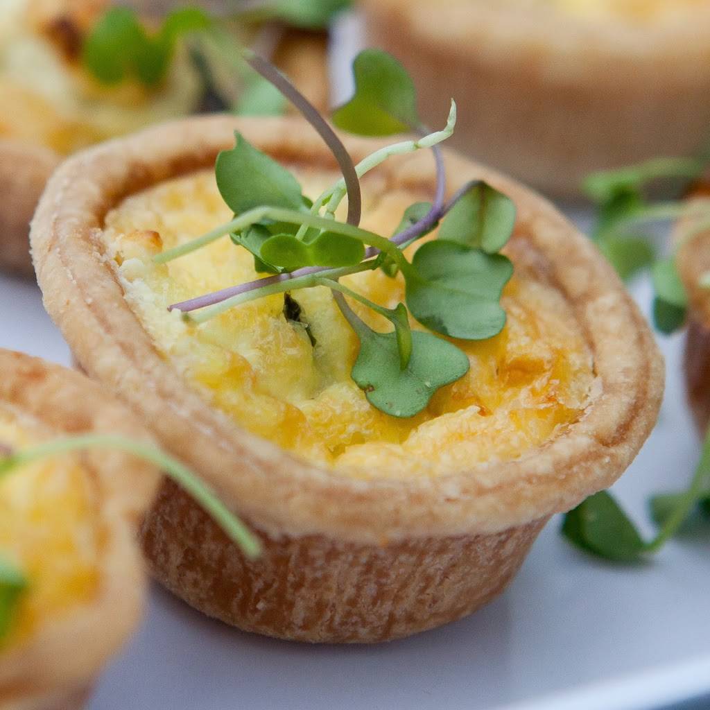 La Cuisine Cafe Market & Catering | cafe | 750 E Main St, Branford, CT 06405, USA | 2034887779 OR +1 203-488-7779