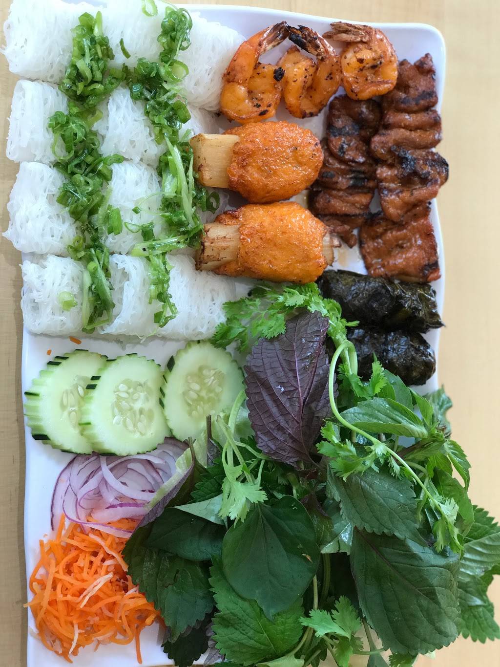 Pho Anh Duong | restaurant | 7899 Heritage Dr, Annandale, VA 22003, USA | 7039428182 OR +1 703-942-8182