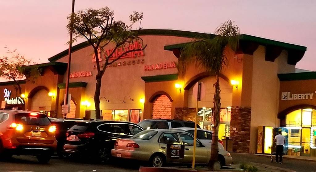Vallarta Supermarkets | bakery | 19725 Vanowen St, Winnetka, CA 91306, USA | 8187165704 OR +1 818-716-5704