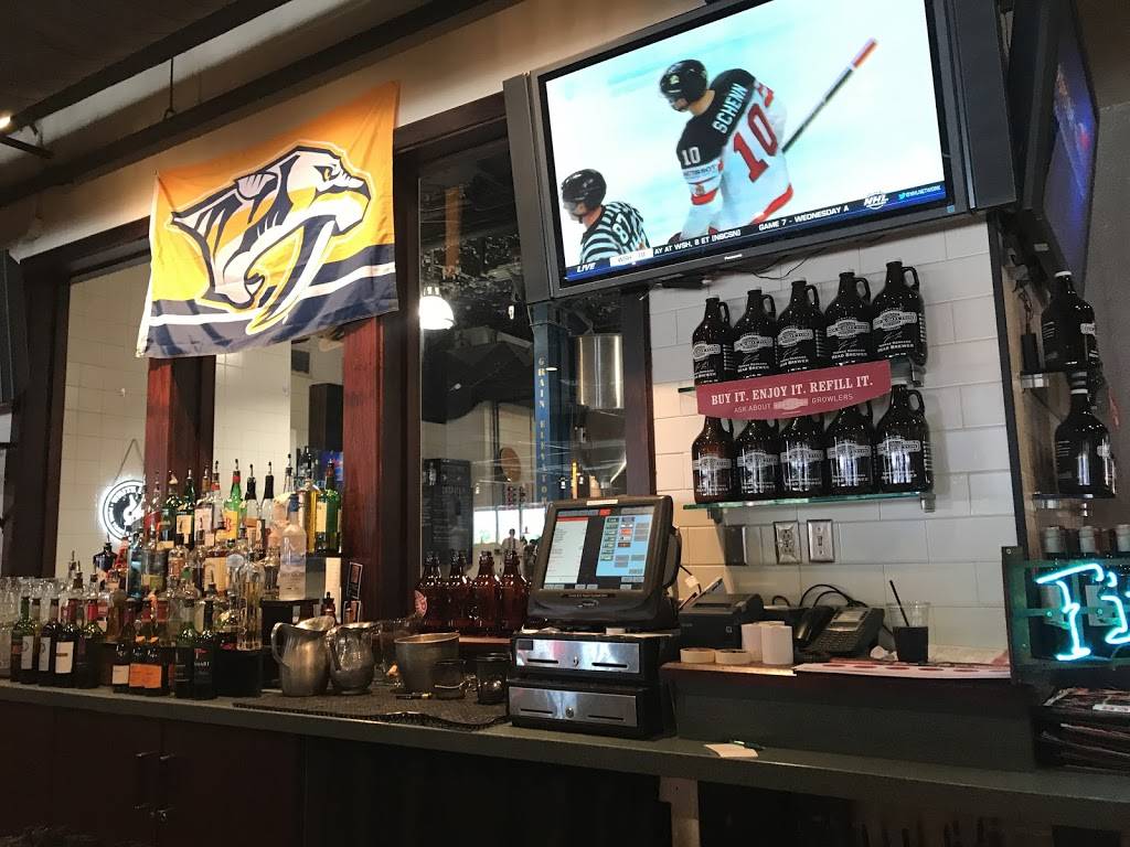 Rock Bottom Restaurant & Brewery | restaurant | 111 Broadway, Nashville, TN 37201, USA | 6152514677 OR +1 615-251-4677