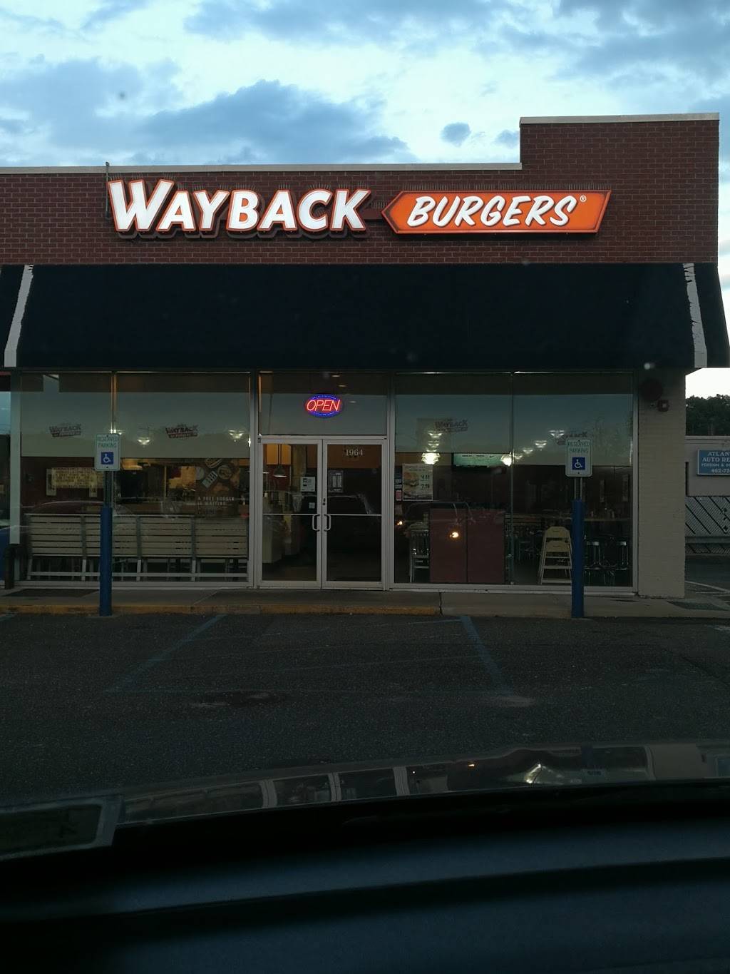 Wayback Burgers | restaurant | 1964 Jericho Turnpike, East Northport, NY 11731, USA | 6318645555 OR +1 631-864-5555