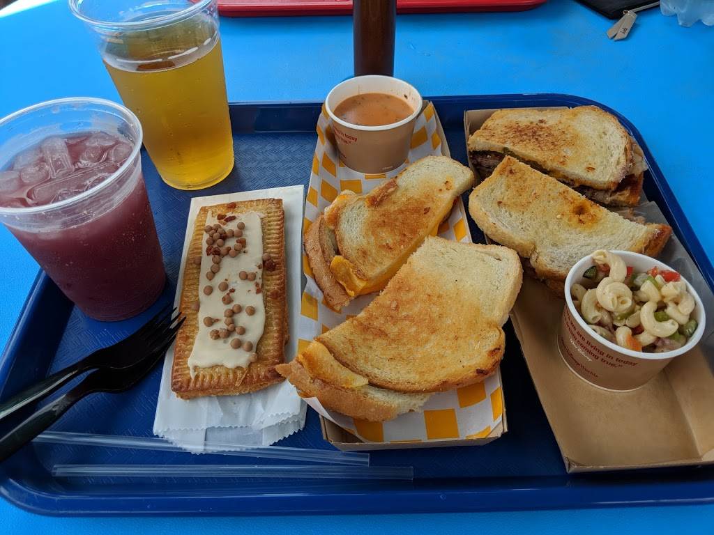 Woodys Lunch Box | restaurant | Disneys Hollywood Studios, 351 S Studio Dr, Orlando, FL 32830, USA | 4079395277 OR +1 407-939-5277