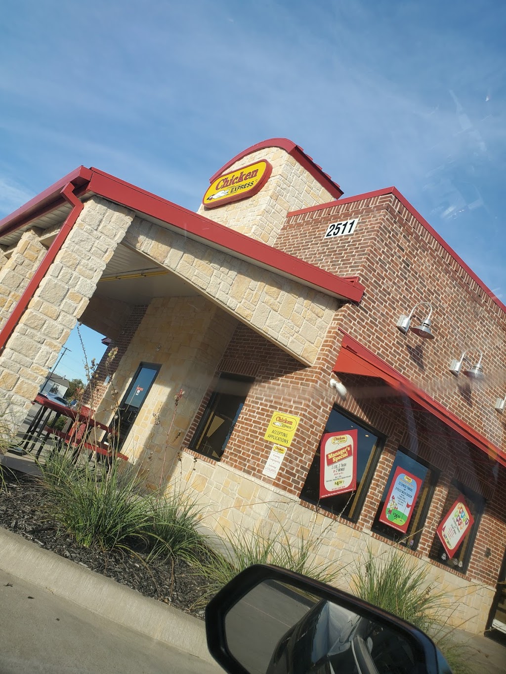 Chicken Express | restaurant | 2511 Kemp Blvd, Wichita Falls, TX 76309, USA | 9402342500 OR +1 940-234-2500