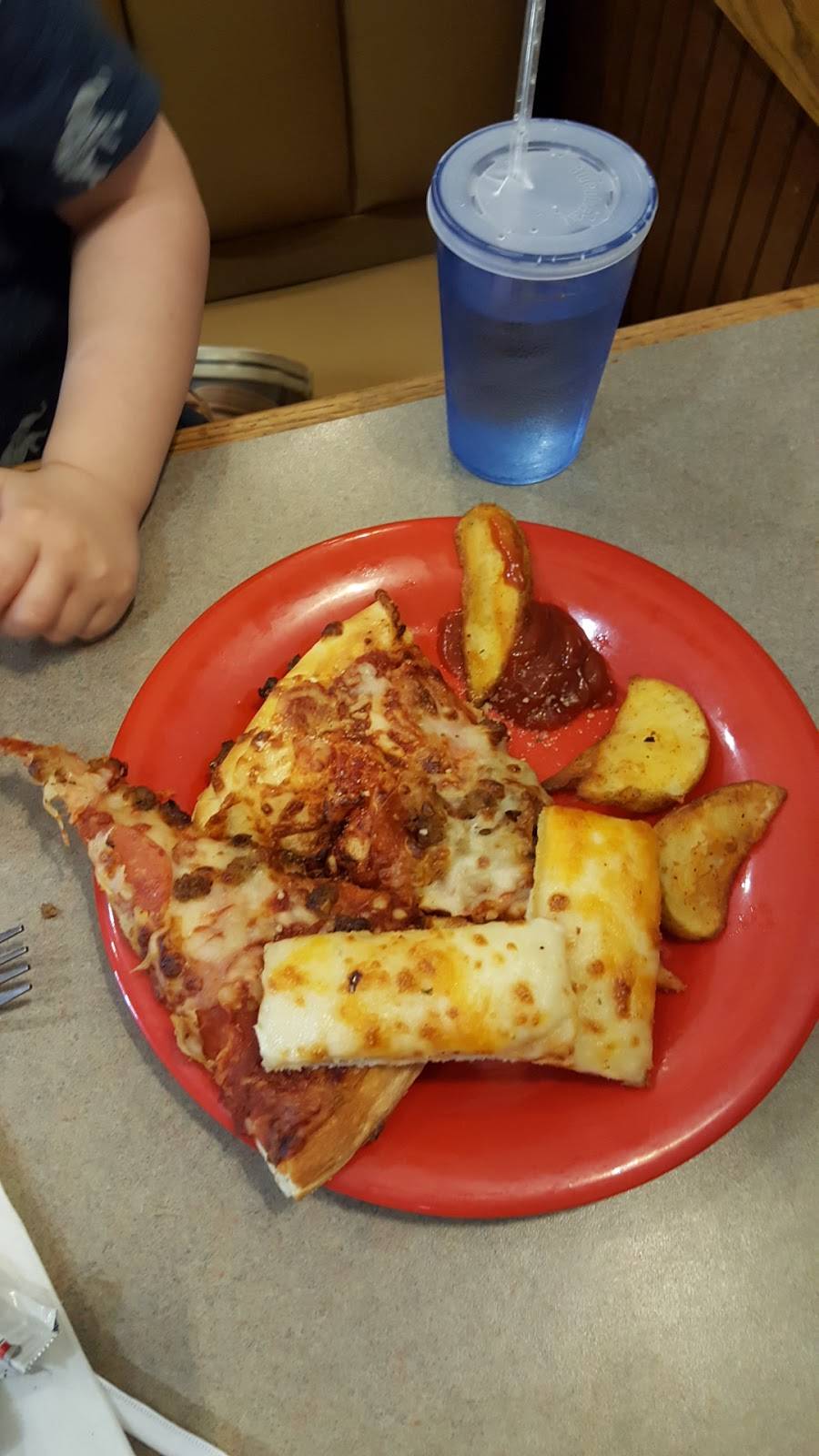 Gattiland | restaurant | 711 12th St, Ashland, KY 41101, USA | 6063298381 OR +1 606-329-8381