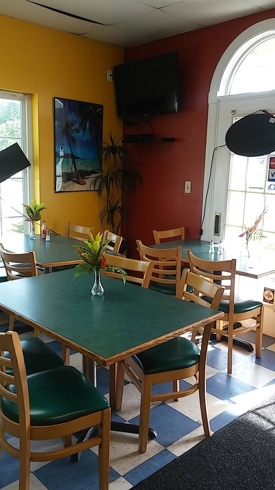 Irie Vibes rva | restaurant | 1221 N Laburnum Ave, Richmond, VA 23223, USA | 8042693942 OR +1 804-269-3942