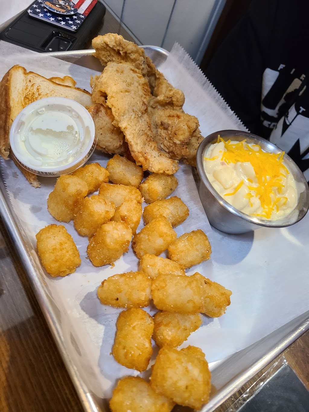 Rockin’ Hog Smokehouse | restaurant | 2121 Batesville Blvd, Batesville, AR 72501, USA | 8702512229 OR +1 870-251-2229