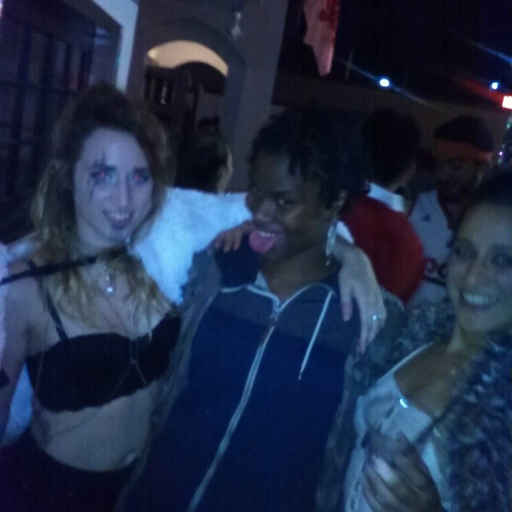 Terrapins Turf | restaurant | 4410 Knox Rd, College Park, MD 20740, USA | 3012778377 OR +1 301-277-8377