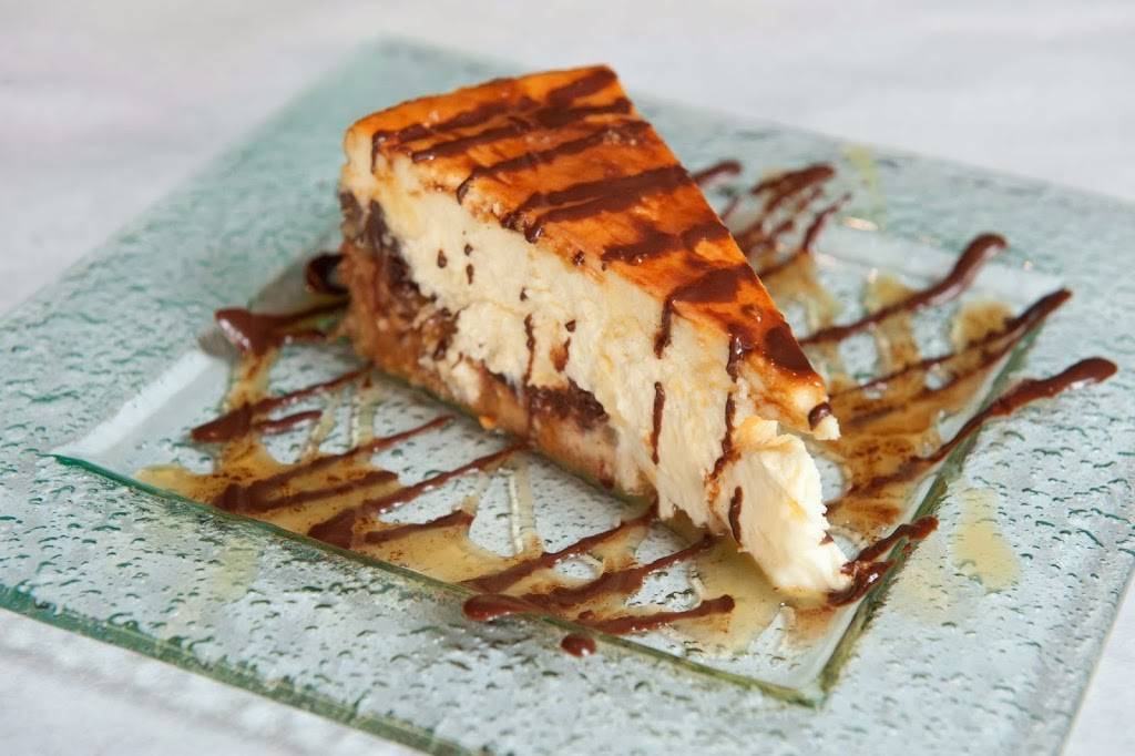 Fahrenheit Two Twelve | restaurant | 10805 Broadway, Crown Point, IN 46307, USA | 2196638160 OR +1 219-663-8160