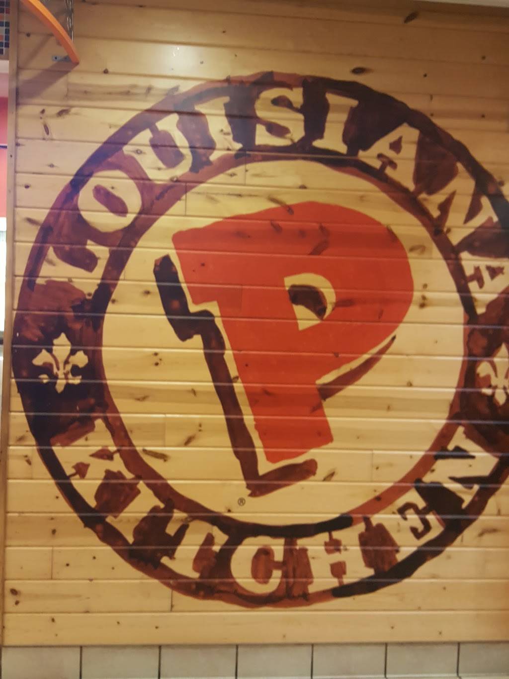 Popeyes Louisiana Kitchen | restaurant | 10706 Florida Blvd, Baton Rouge, LA 70815, USA | 2252721750 OR +1 225-272-1750
