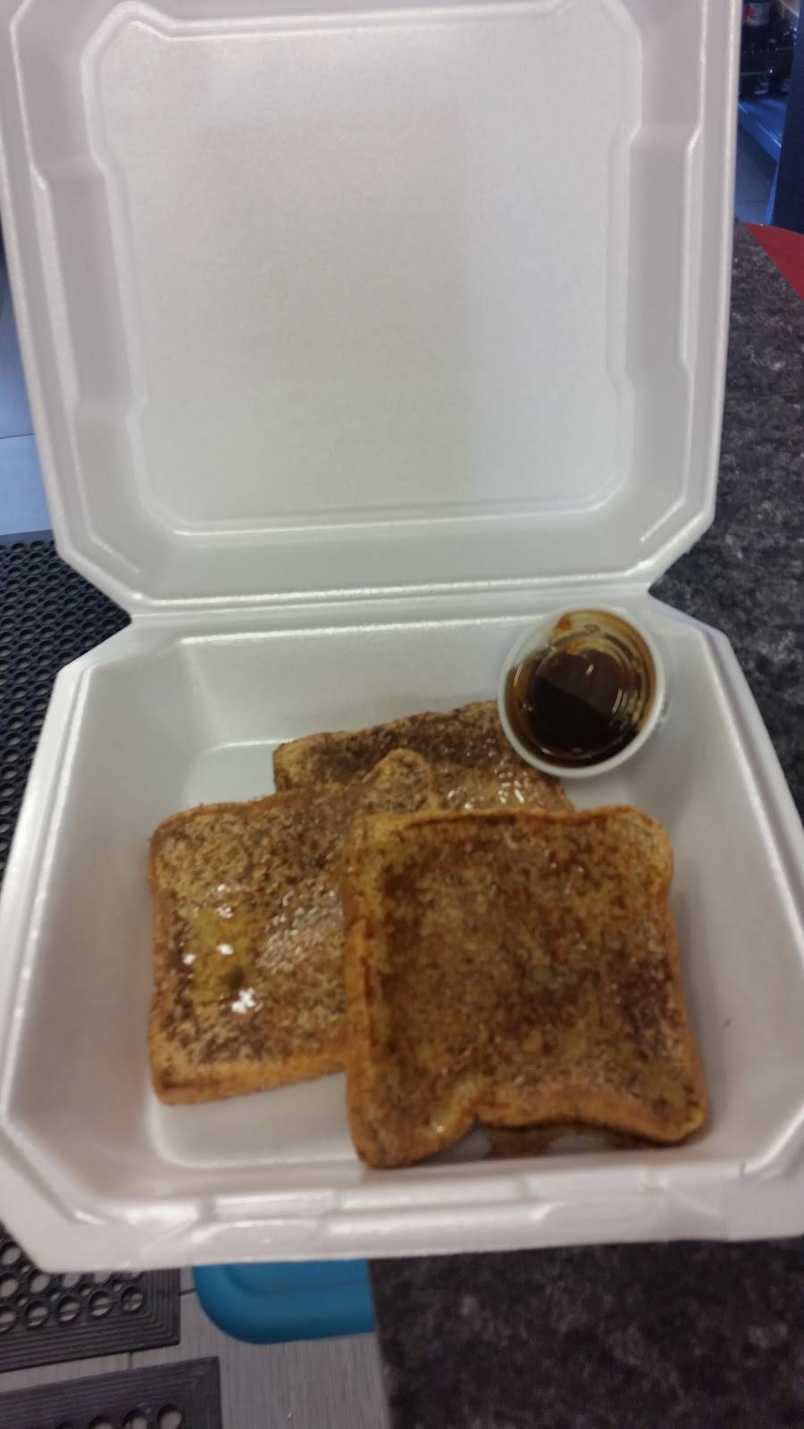 Pollys All American Grill | restaurant | 505 N Howe St, Southport, NC 28461, USA | 9104776411 OR +1 910-477-6411