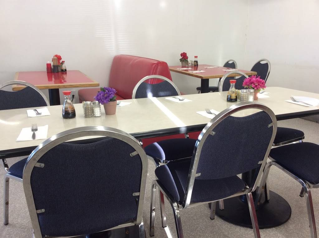 Ginas Restaurant | restaurant | 3614, 1186, E N Pacific Hwy, Woodburn, OR 97071, USA | 5039812100 OR +1 503-981-2100