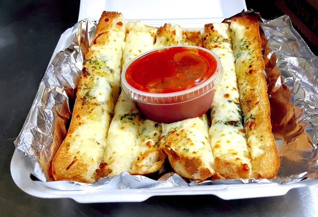 Phillys To Go | restaurant | 4210 W Camp Wisdom Rd #170, Dallas, TX 75237, USA | 9727805853 OR +1 972-780-5853