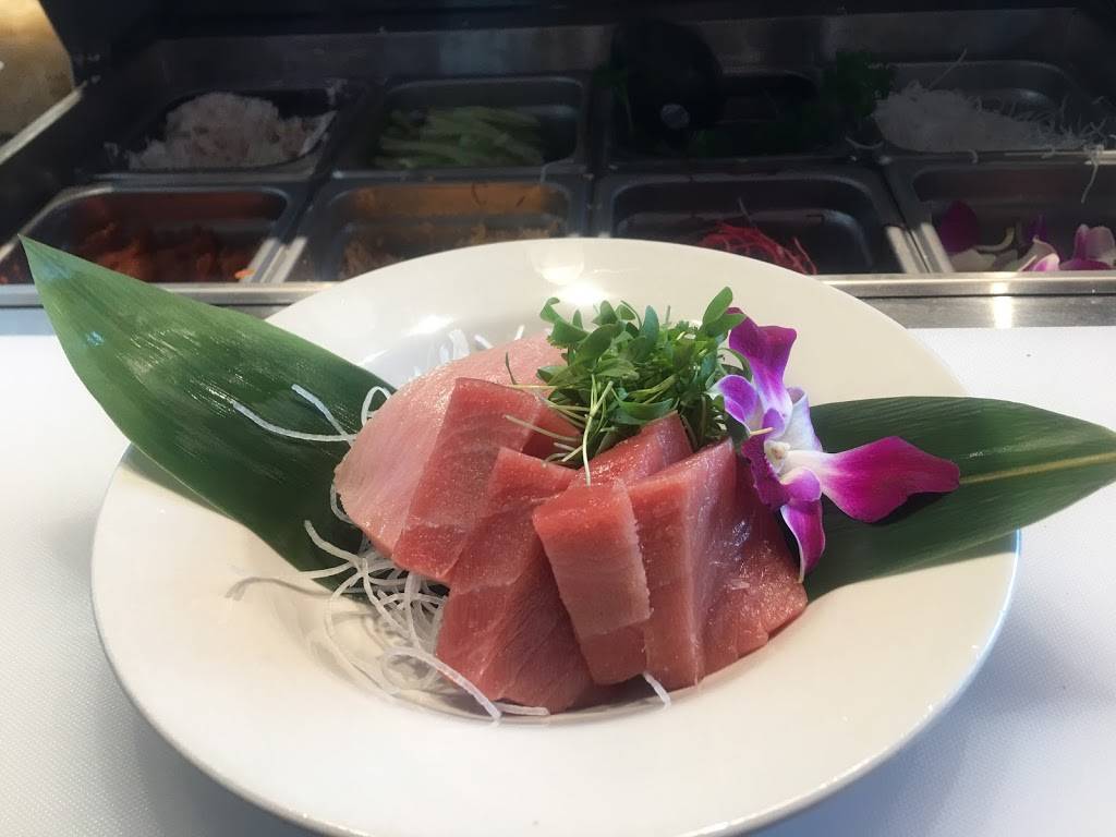 Sakura Sushi | restaurant | 30010 Temecula Pkwy #101, Temecula, CA 92592, USA | 9515873359 OR +1 951-587-3359