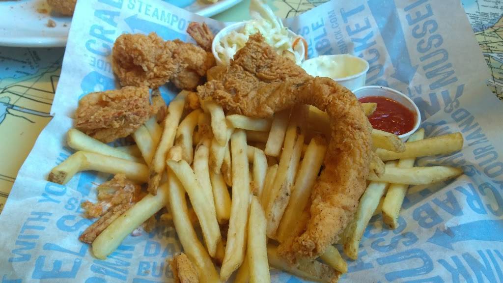 Joes Crab Shack | restaurant | 3040 Western Center Blvd, Fort Worth, TX 76131, USA | 6822861000 OR +1 682-286-1000