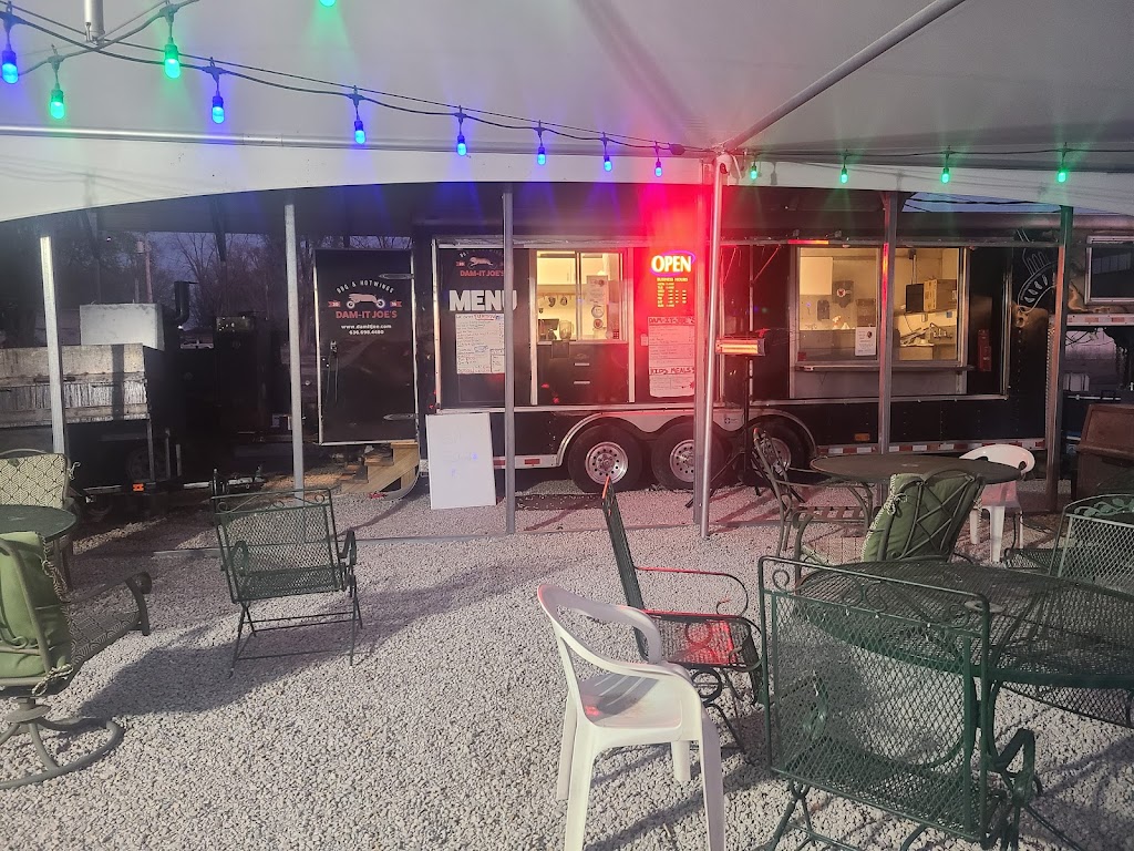 Dam-It Joes | restaurant | 124 Richard Dr, West Alton, MO 63386, USA | 6362049346 OR +1 636-204-9346