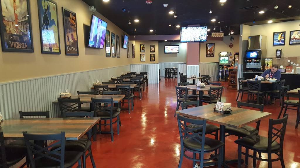 Lucanos Pizza & Catering | restaurant | 2400 Caton Farm Rd, Crest Hill, IL 60403, USA | 8155779200 OR +1 815-577-9200