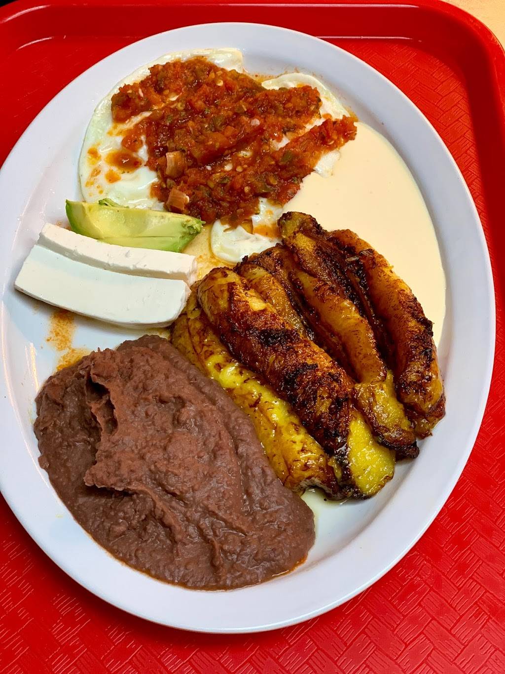 Flores Pupuseria | restaurant | 4125 E Belknap St #123, Haltom City, TX 76111, USA | 6823859499 OR +1 682-385-9499