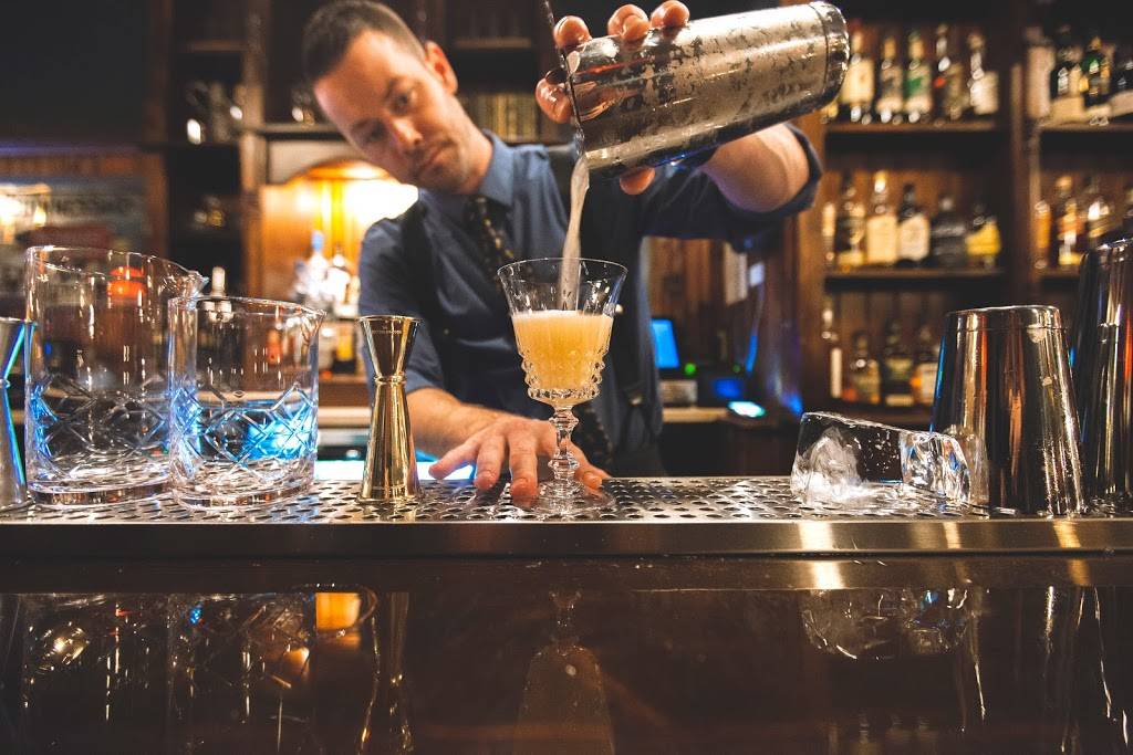 Conway Social Club | restaurant | 28 E King St, Lancaster, PA 17602, USA | 7173934446 OR +1 717-393-4446