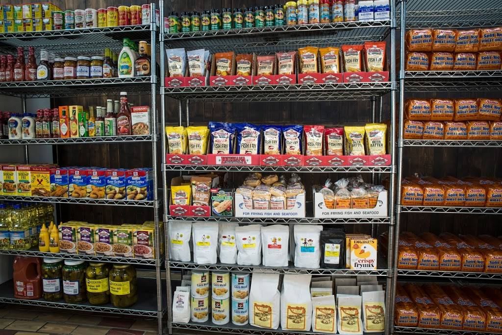 LightHouse Fish & Chicken | restaurant | 15391 Schaefer Hwy, Detroit, MI 48227, USA | 3136464149 OR +1 313-646-4149