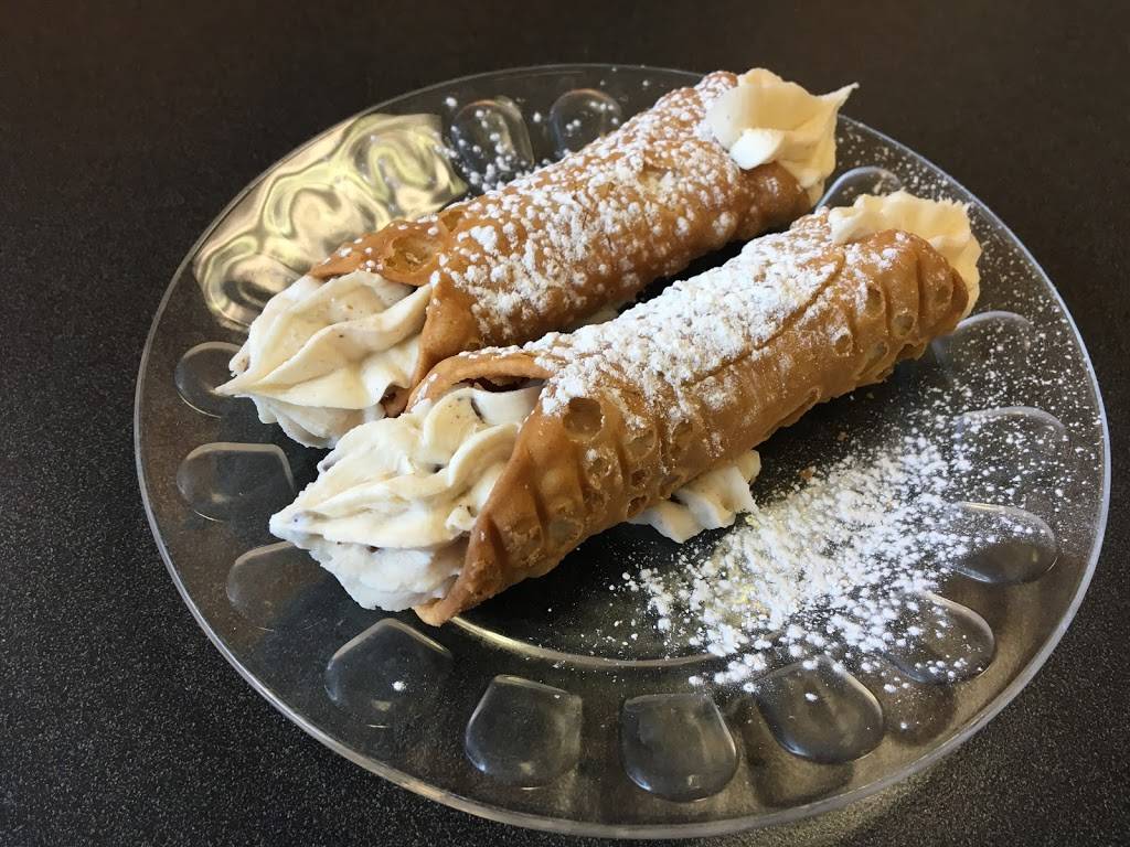 Little Italy Deli & Trattoria | restaurant | 13850 Braddock Rd E, Centreville, VA 20121, USA | 7038303354 OR +1 703-830-3354