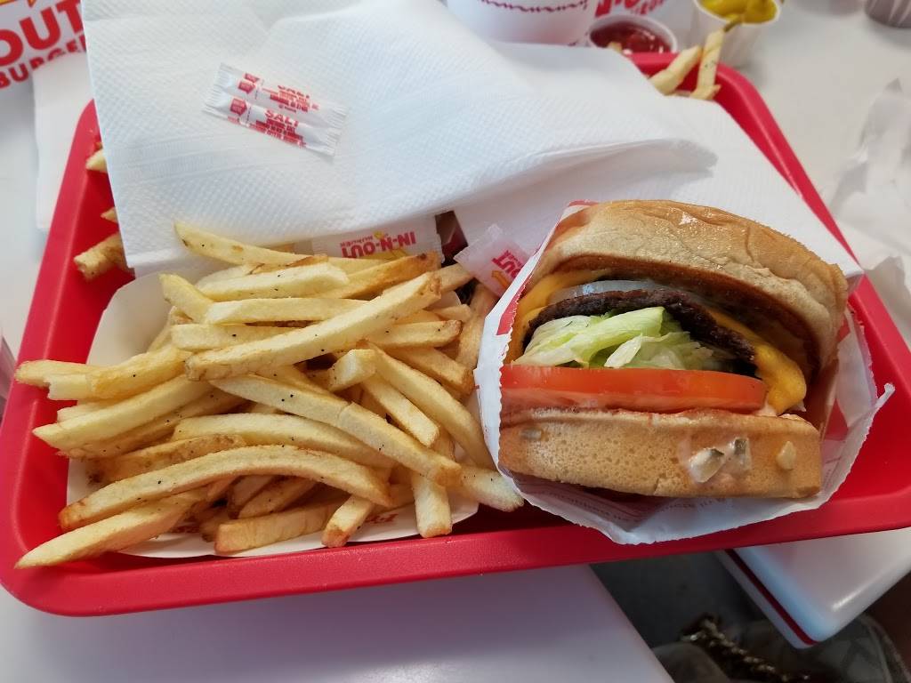 In-N-Out Burger | restaurant | 1437 N Interstate 35, San Marcos, TX 78666, USA | 8007861000 OR +1 800-786-1000
