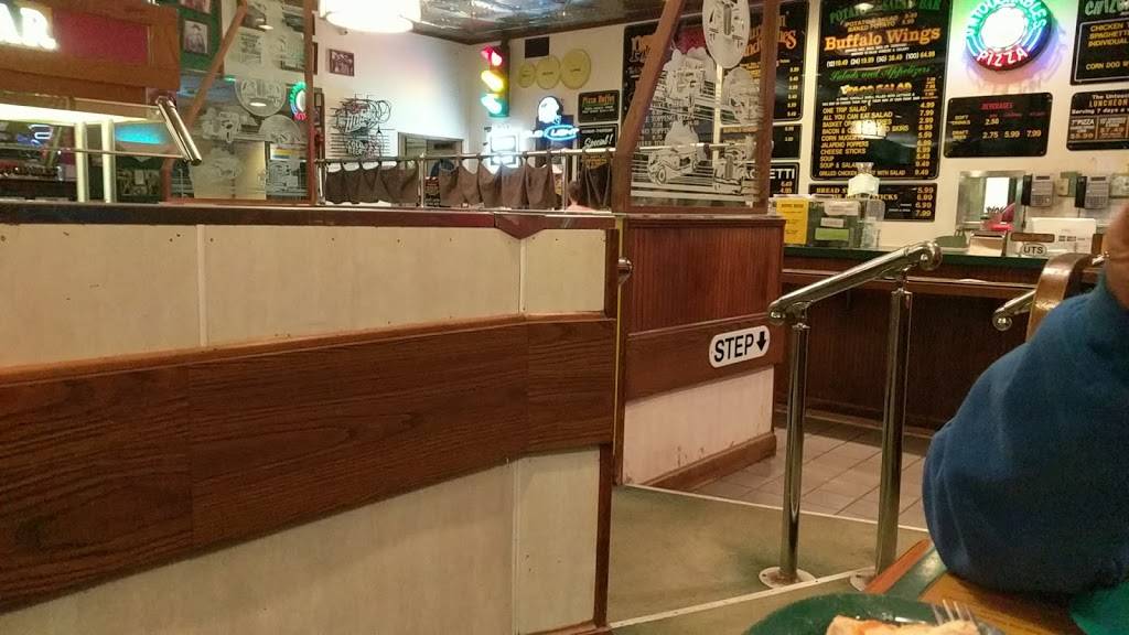 Untouchables Burgers Bakers | restaurant | 6020 Hwy 16 S, Denver, NC 28037, USA | 7044839737 OR +1 704-483-9737