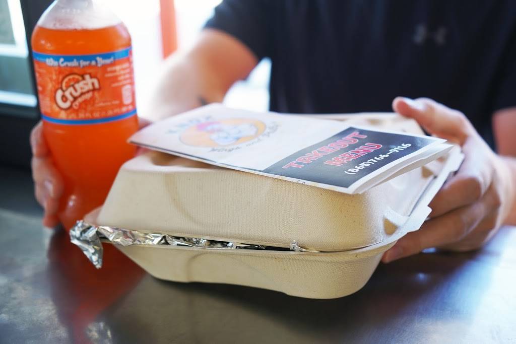 Knox Wings & Phillys | restaurant | 104 Cedar Ln, Knoxville, TN 37912, USA | 8657669116 OR +1 865-766-9116