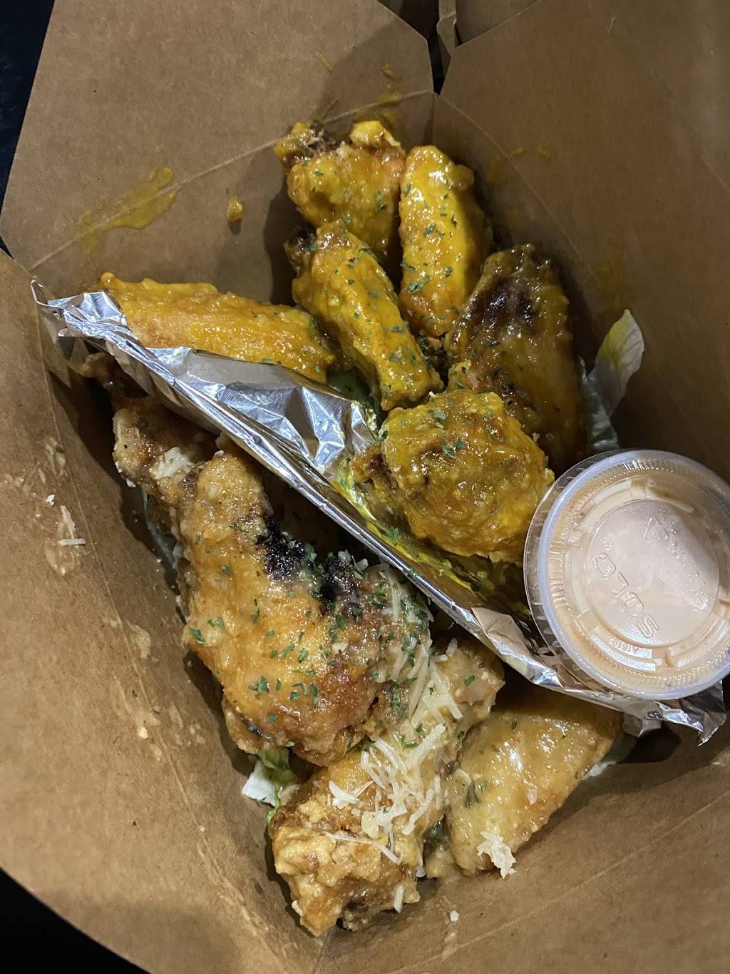 Wing It | restaurant | 600 S Lynnhaven Rd Suite 100, Virginia Beach, VA 23452, USA | 4348069074 OR +1 434-806-9074