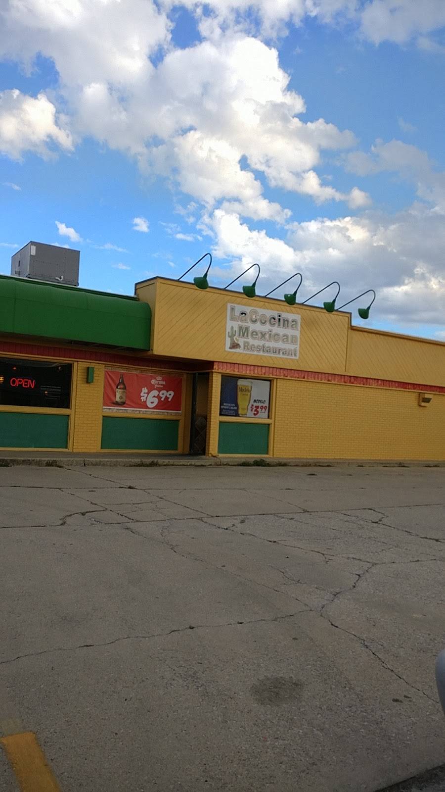La Cocina Mexicana | restaurant | 1407 W Main St, Salem, IL 62881, USA | 6187400260 OR +1 618-740-0260
