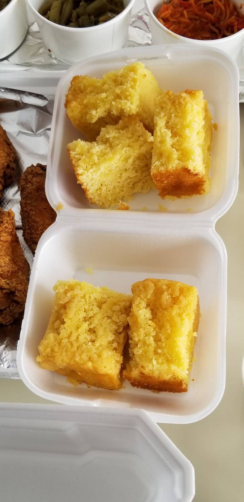 Nannys Soul Food | restaurant | 2410 SE 6th Ave, Topeka, KS 66607, USA | 7852333322 OR +1 785-233-3322