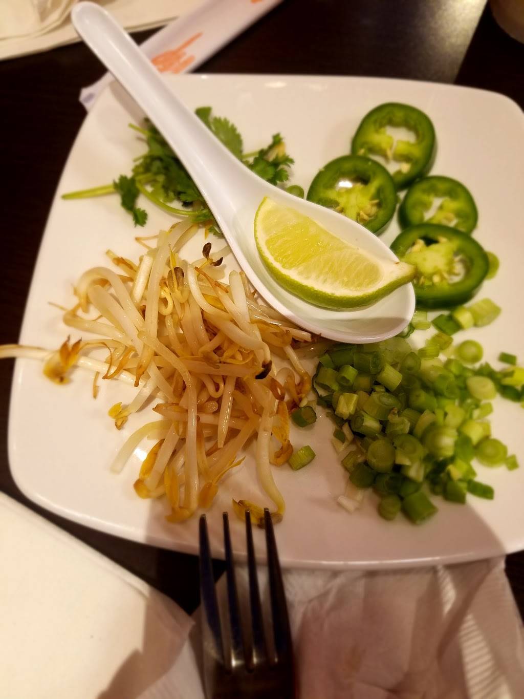 Mama Fus Asian House | restaurant | 2102 S 31st St Ste 100, Temple, TX 76504, USA | 2542951982 OR +1 254-295-1982