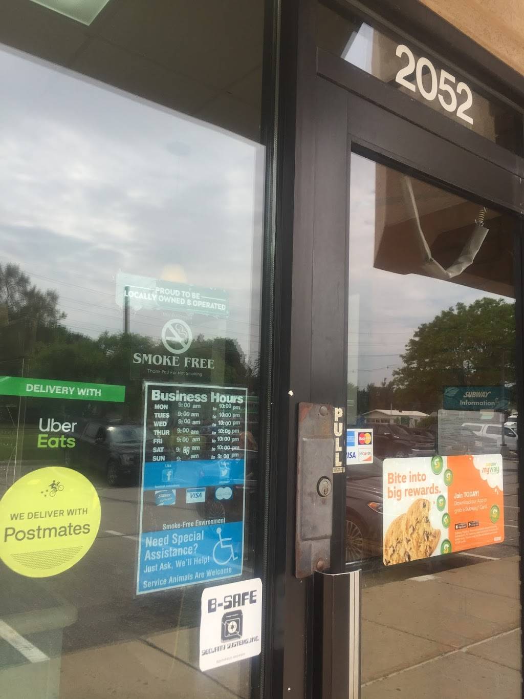 Subway | restaurant | 2052 Auburn Rd, Rochester Hills, MI 48309, USA | 2488537145 OR +1 248-853-7145