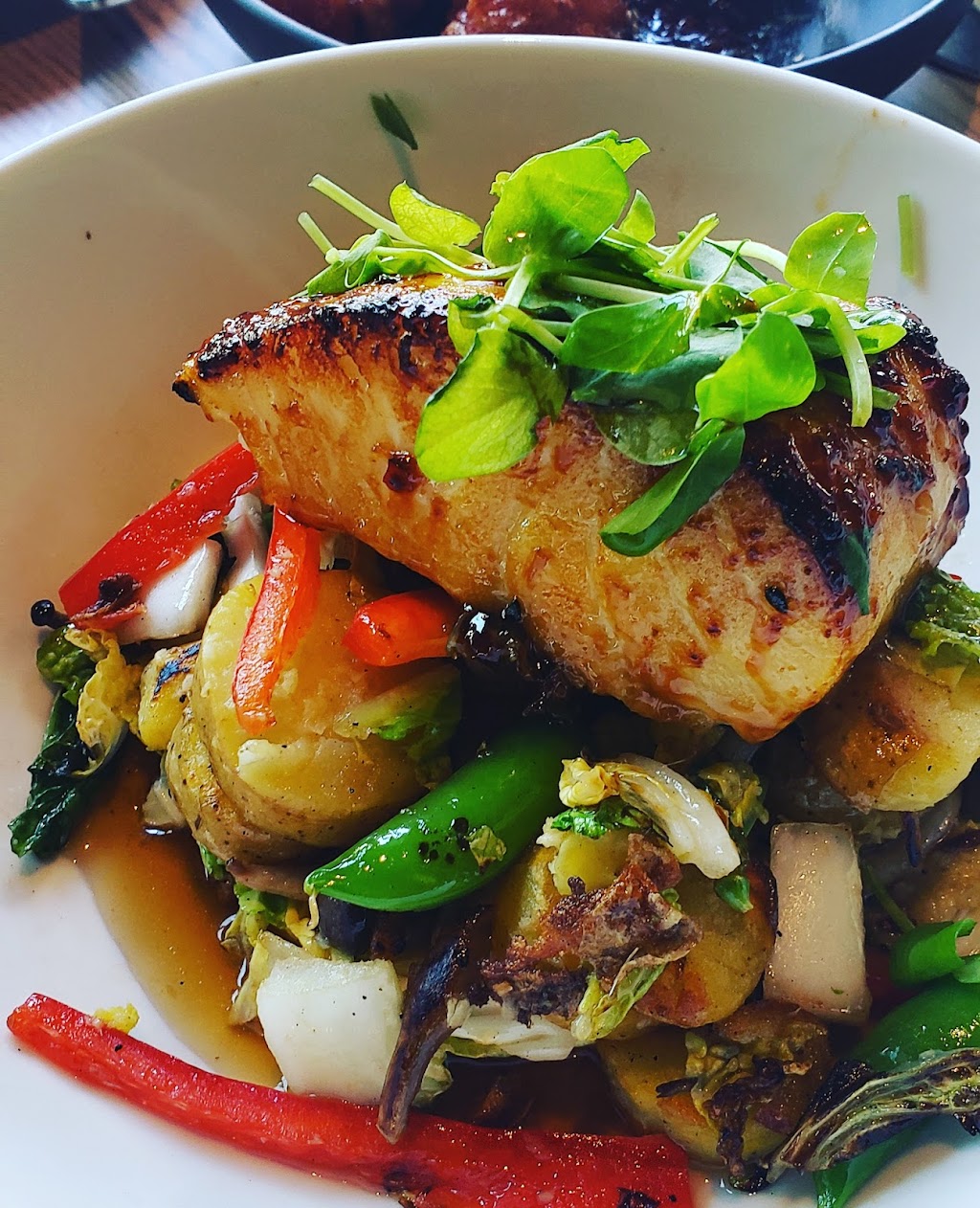 JOEY Manhattan Beach | restaurant | 3120 N Sepulveda Blvd, Manhattan Beach, CA 90266, USA | 3105461163 OR +1 310-546-1163