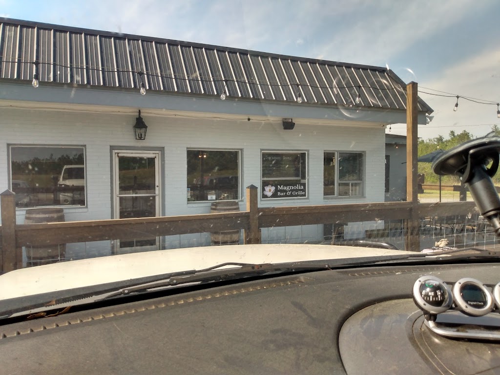 Magnolia Bar & Grille | meal takeaway | 150 Kings Hwy, Keysville, VA 23947, USA | 4347368373 OR +1 434-736-8373