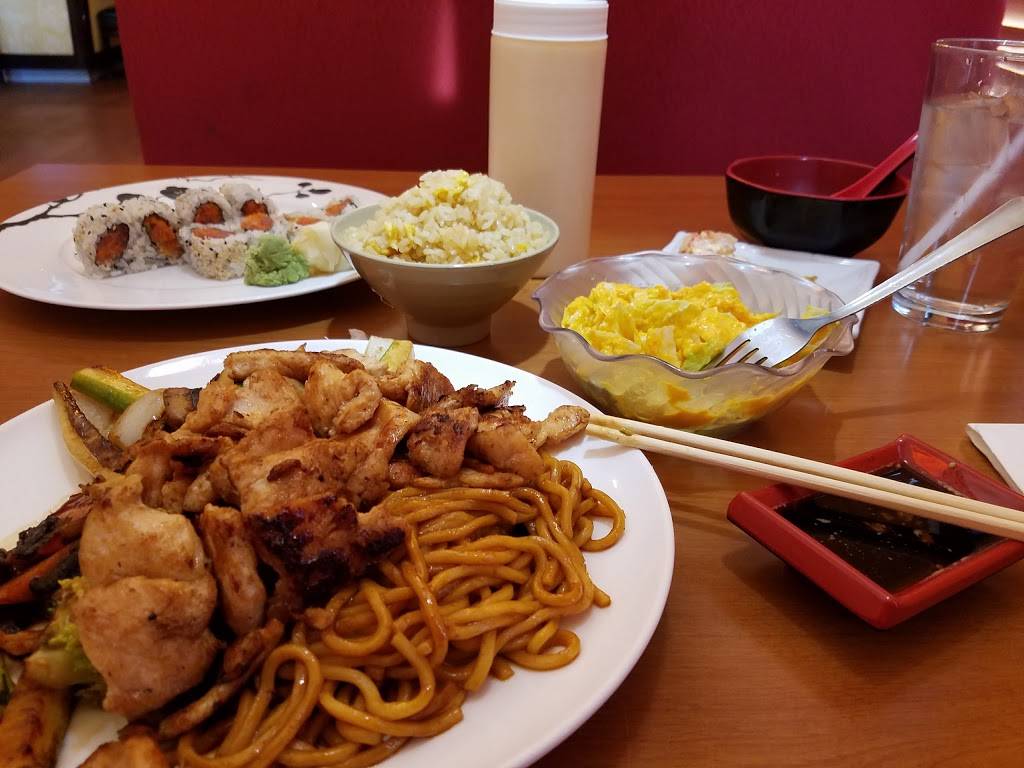 Fancy Sushi | restaurant | 5290 E Moody Blvd #105, Palm Coast, FL 32164, USA | 3865865988 OR +1 386-586-5988