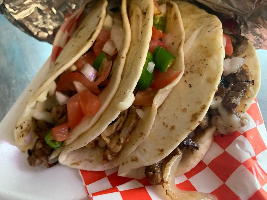 La Yaquesita | restaurant | 6105 Manor Rd, Austin, TX 78723, USA | 5128228861 OR +1 512-822-8861