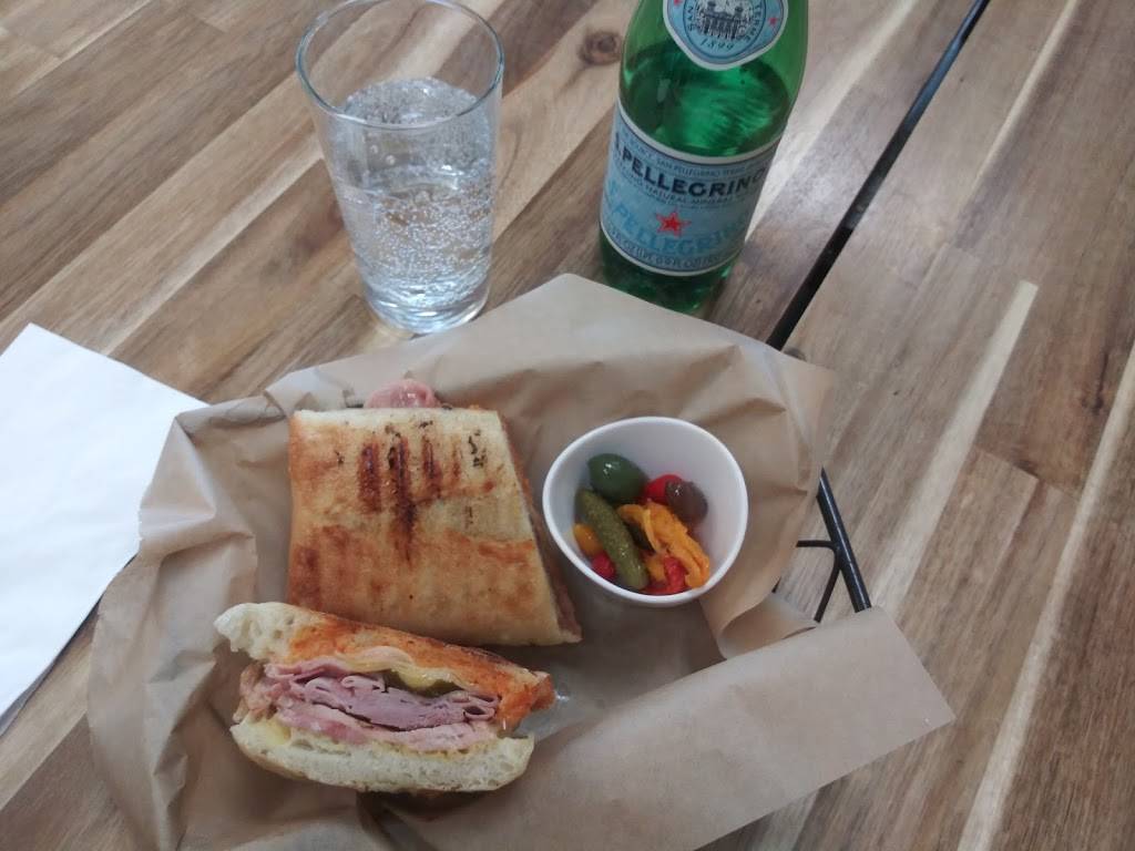 Michaels Gourmet Pantry Inc | restaurant | 6265 S Valley View Blvd suite j, Las Vegas, NV 89118, USA | 7029493663 OR +1 702-949-3663