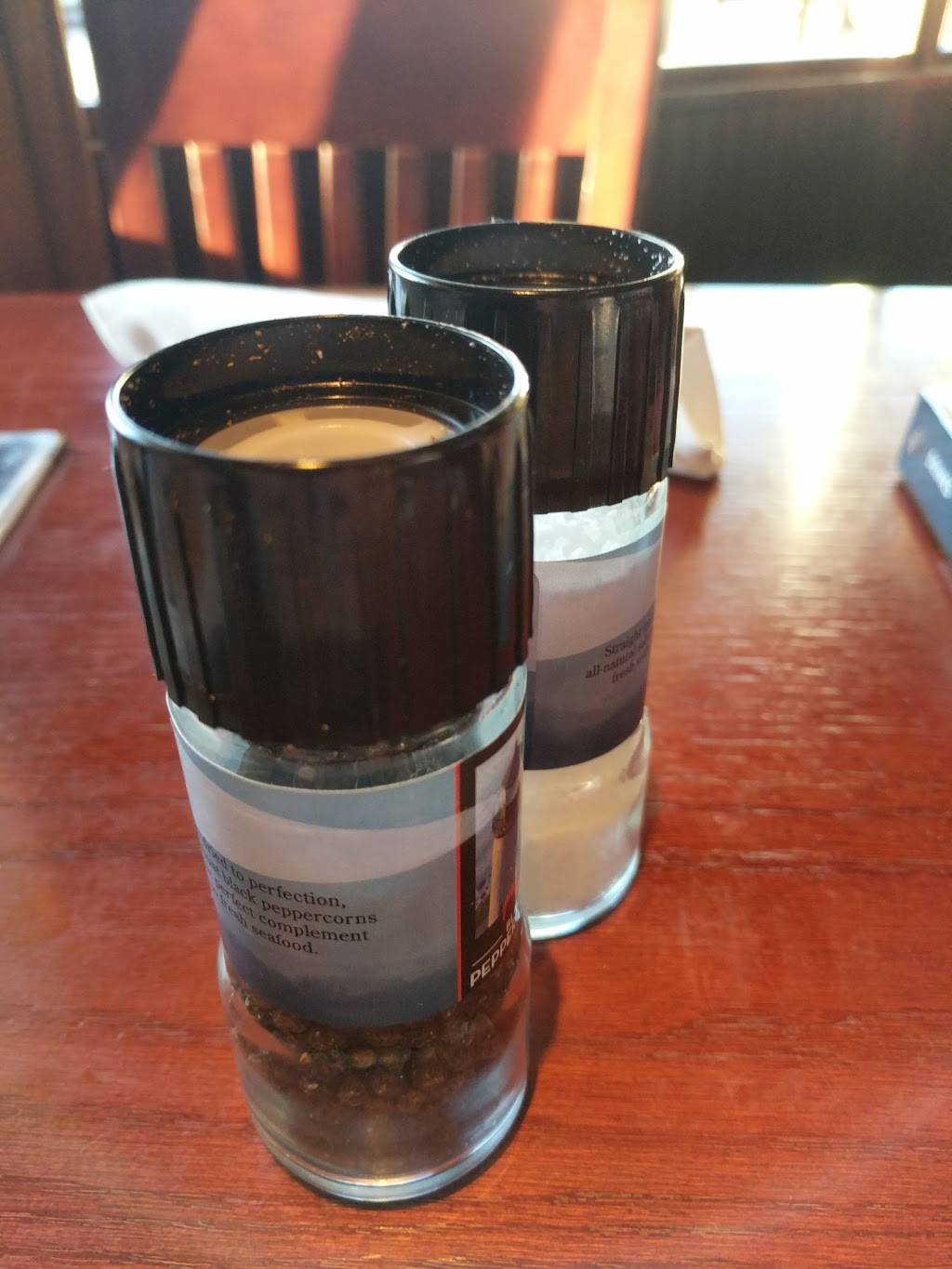 Red Lobster | restaurant | 110 Ludwig Dr, Fairview Heights, IL 62208, USA | 6183979251 OR +1 618-397-9251