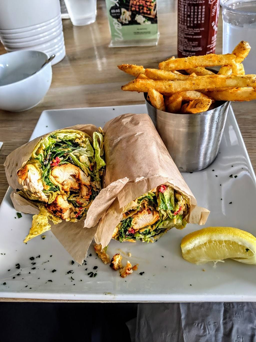 Crimson | cafe | 606 Broadway Suite 101, Santa Monica, CA 90401, USA | 3104583366 OR +1 310-458-3366