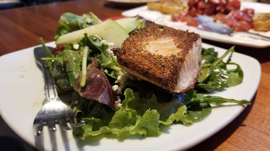 Salt Creek Grille Valencia | restaurant | 24415 Town Center Dr #115, Valencia, CA 91355, USA | 6612229999 OR +1 661-222-9999