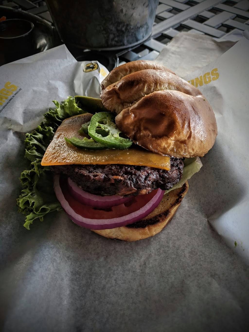 Buffalo Wild Wings | meal takeaway | 3150 Boardwalk Dr, Ann Arbor, MI 48108, USA | 7349979464 OR +1 734-997-9464