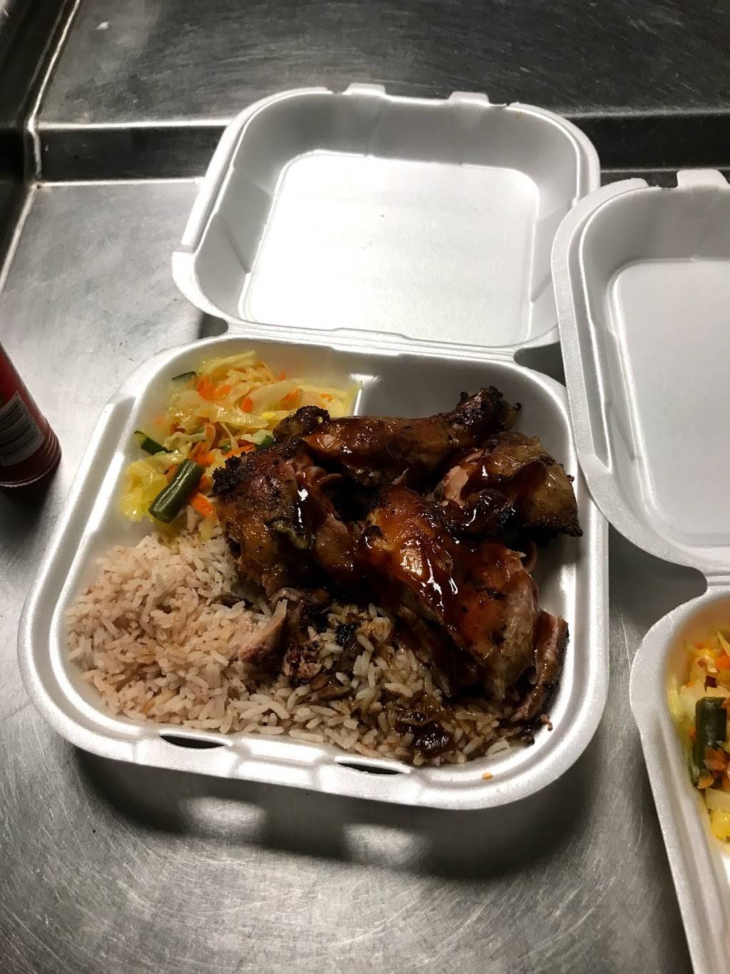 Woodfyah bar & grill | restaurant | 2164 Old US Hwy 1, Fort Pierce, FL 34946, USA | 7724654553 OR +1 772-465-4553