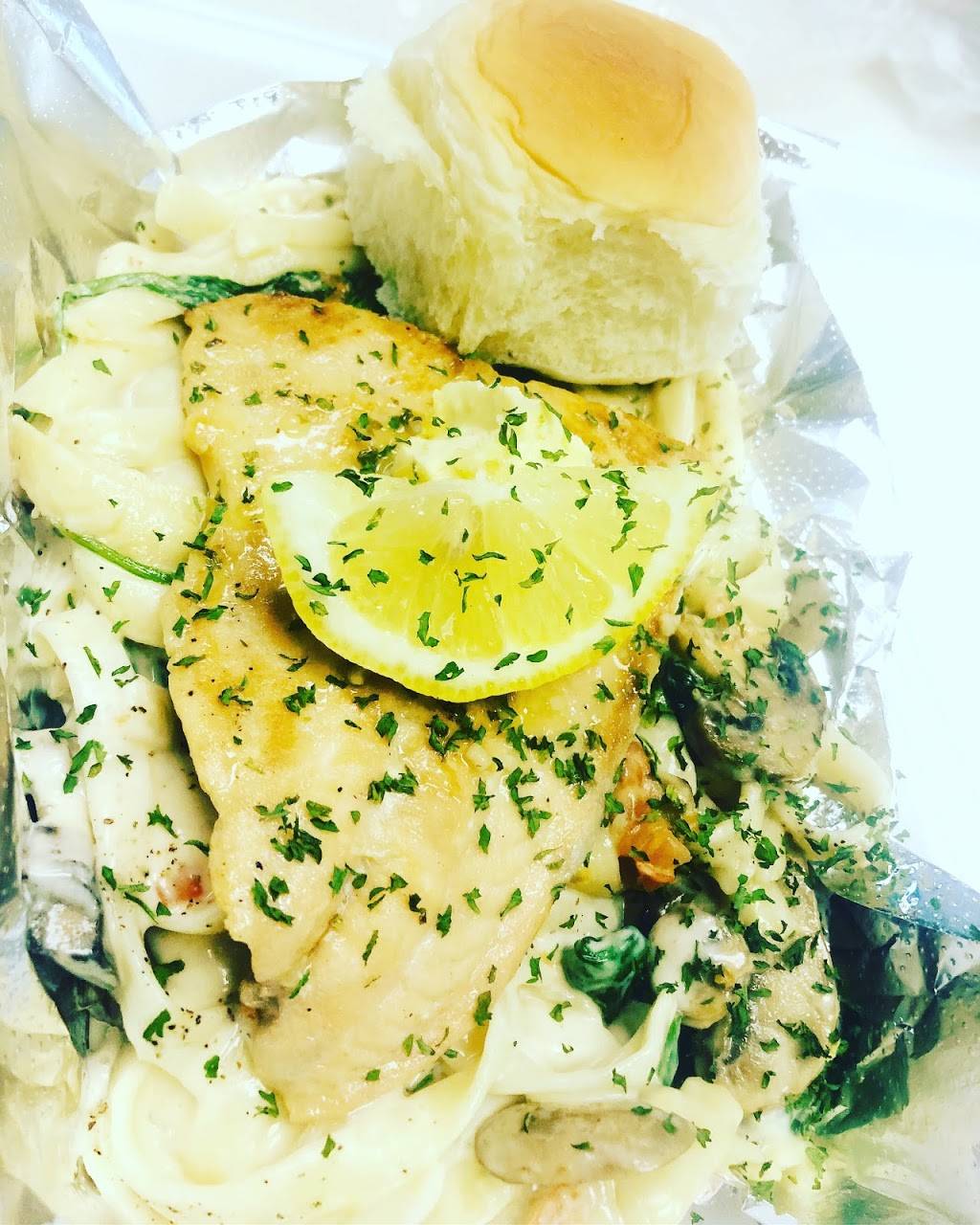 Chantel’s Fish Scale | restaurant | 3101 W 25th St, Cleveland, OH 44109, USA | 2166750192 OR +1 216-675-0192