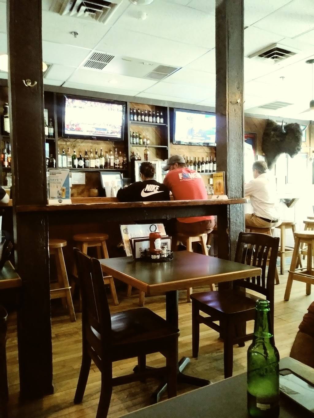 Buffs Pub | meal takeaway | 317 Washington St, Newton, MA 02458, USA | 6173329134 OR +1 617-332-9134