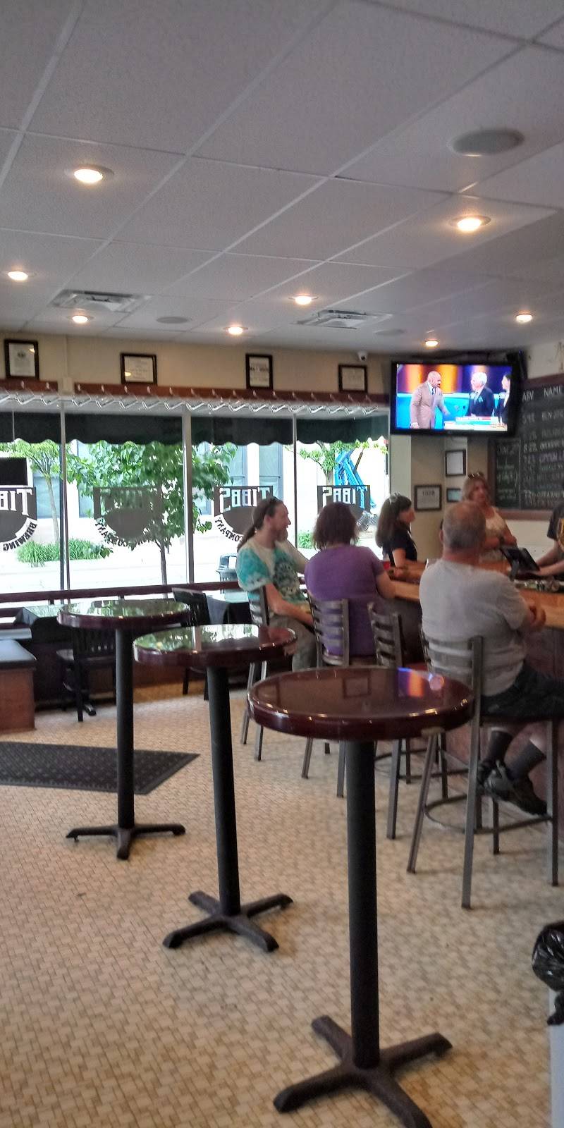 Tibbs Brewing Company | restaurant | 402 S Burdick St, Kalamazoo, MI 49007, USA | 8777627397 OR +1 877-762-7397