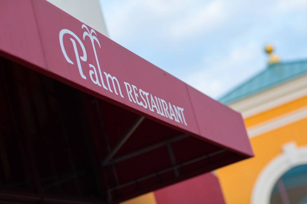 The Palm Charlotte | restaurant | 6705 Phillips Pl Ct B, Charlotte, NC 28210, USA | 7045527256 OR +1 704-552-7256